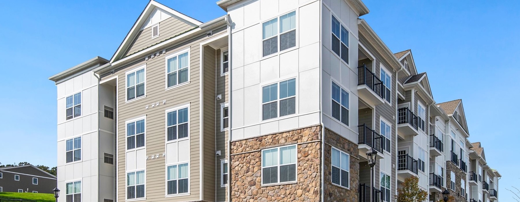 a large building with many windows